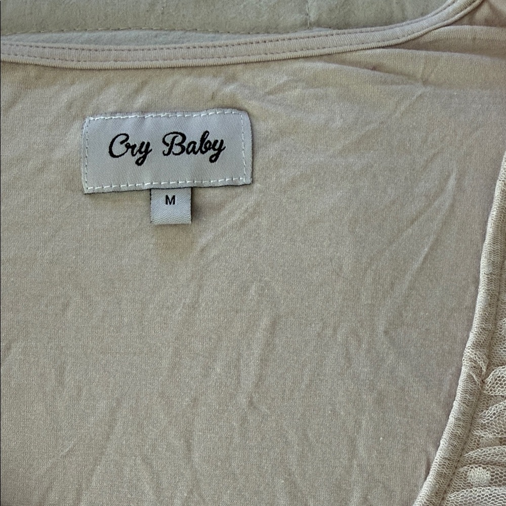 Elegant Cream Ruffle Blouse - Picture 3 of 5